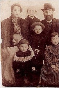 Schulster Family, 1903