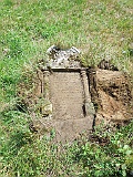 Dilove-tombstone-45