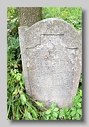 Holubyne-Cemetery-stone-050