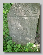 Holubyne-Cemetery-stone-486a