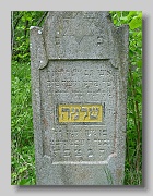Holubyne-Cemetery-stone-501