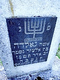 Khust-2-tombstone-390