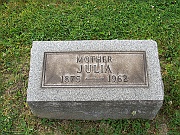 No-surname-Julia