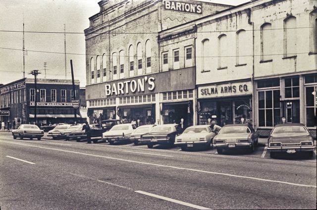 Barton's Store