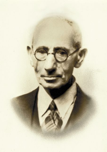 Chaim Bartnowsky (Hyman Barton)