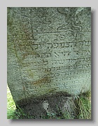 Nyzhni-Vorota-Cemetery-stone-008