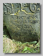 Nyzhni-Vorota-Cemetery-stone-010
