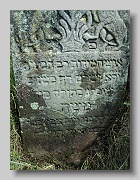 Nyzhni-Vorota-Cemetery-stone-016