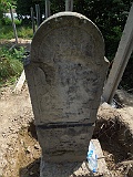 Onok-tombstone-213