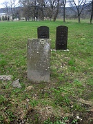 Turi-Remety-Cemetery-stone-005