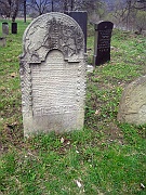 Turi-Remety-Cemetery-stone-012