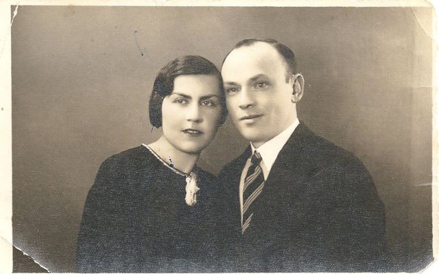 Uncle
                Jablanovich/Jablonwicz with woman