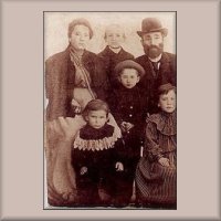 Schulster Family, 1903