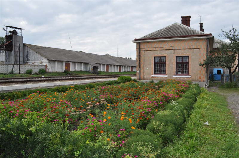 Horodenka Train Station