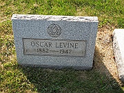 LEVINE-Oscar