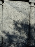 Hat-Cemetery-stone-028