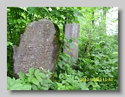 Holubyne-Cemetery-stone-003