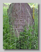 Holubyne-Cemetery-stone-004