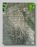 Holubyne-Cemetery-stone-150