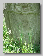 Holubyne-Cemetery-stone-370