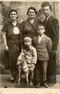 Baruch Vaynshteyn and Family