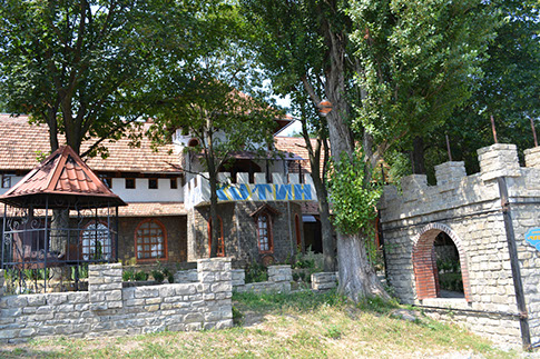 Cafe at the entrance to the town