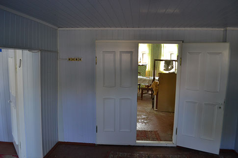 Local synagogue entrance