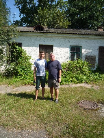Larry Gorfinkel, son Michael, former Gorfinkel family home in Kamenets