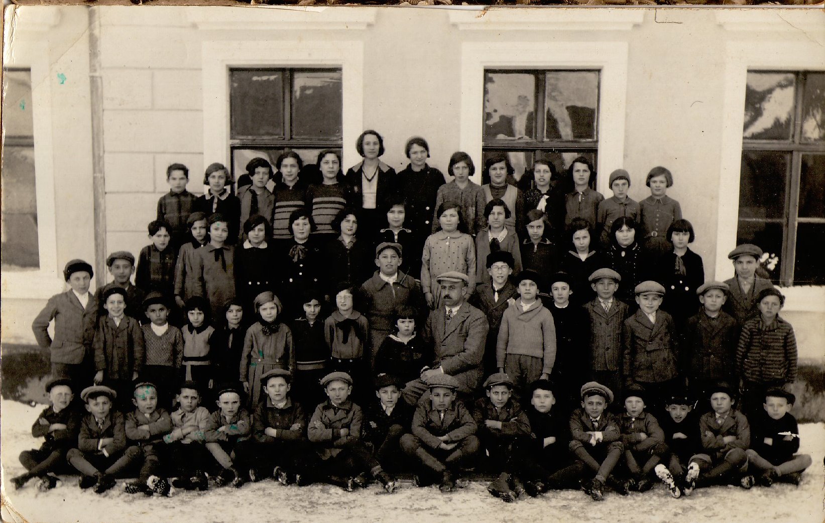 School
          1930s