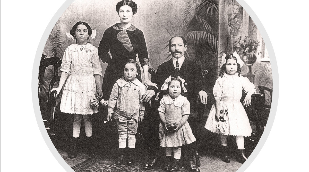 Israel Herman and Mollie (Gruber) with children