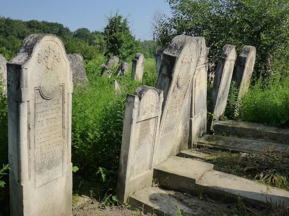 cemetery031