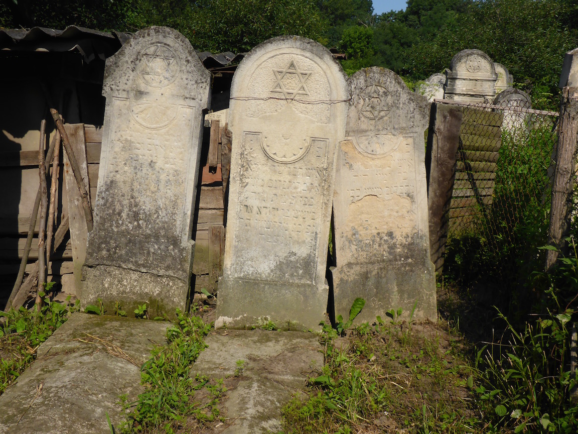 cemetery041