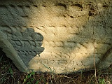 Nyzhnya-Apsha-tombstone-250