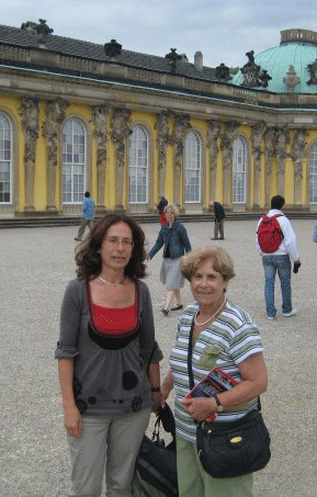 Frania and daughter Zoya, London 2007