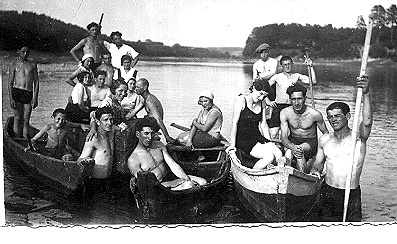 Jewish youth rowing on the Neman River