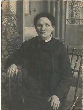 Broche Esther (Gavza) Beder of Lyakhovichi