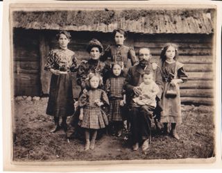 Ziants Family in Narewka