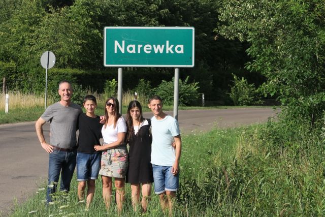 Israel
                                  Birenbaum and Family in Narewka