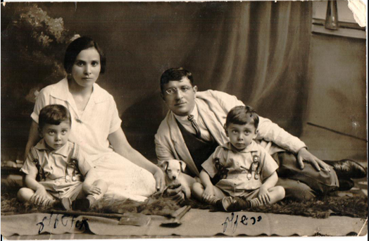 Aginsky husband and Kreine nee Damesek,
                        Hirshel and Mottel