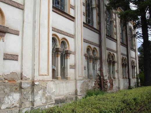 Side wall of the Vatra Dornei synagogue with arched windows