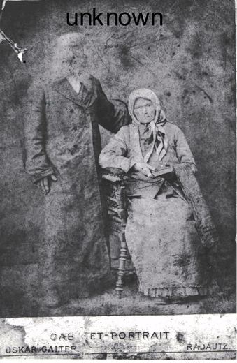 Portrait of an unidentified elderly couple