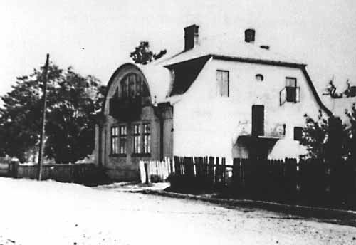 The Srul Kastner home in Radauti, prior to 1941