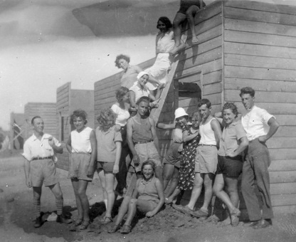 Planeti Group in Rehovot, 1934