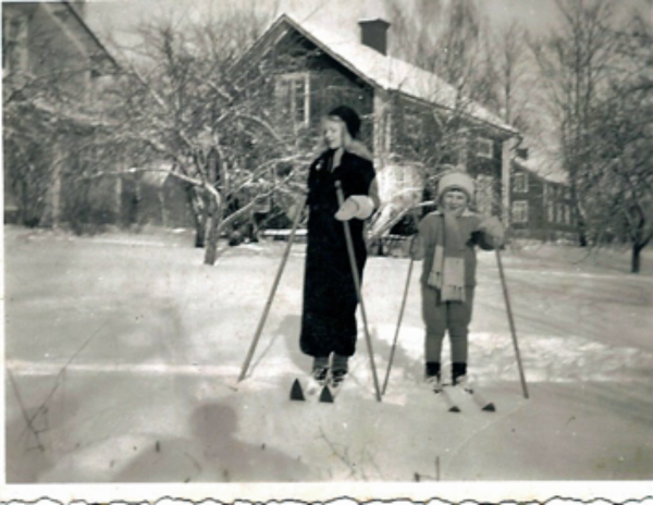 Gunther with Regnhild
                        Gustafson, the Farmer's Daughter