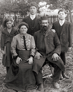 Yochved Shevtsovich and family