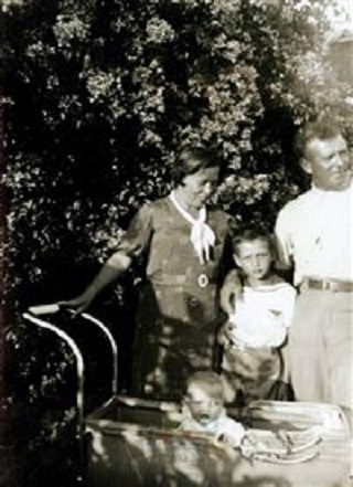 Yosef & Ada Cheilovsky, 1935